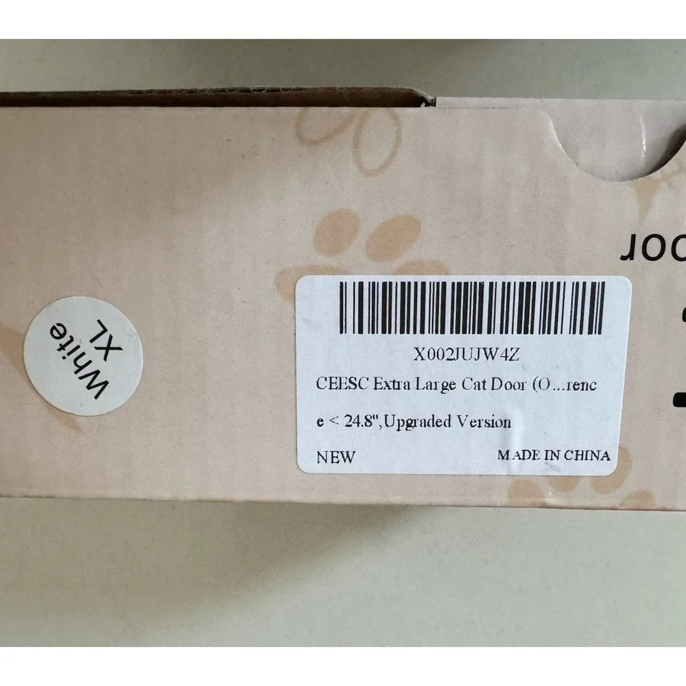 CEESC Size XL‎ White 4-Way Rotary Locking Cat Door